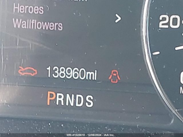 3LN6L2G95ER833877 Lincoln MKZ