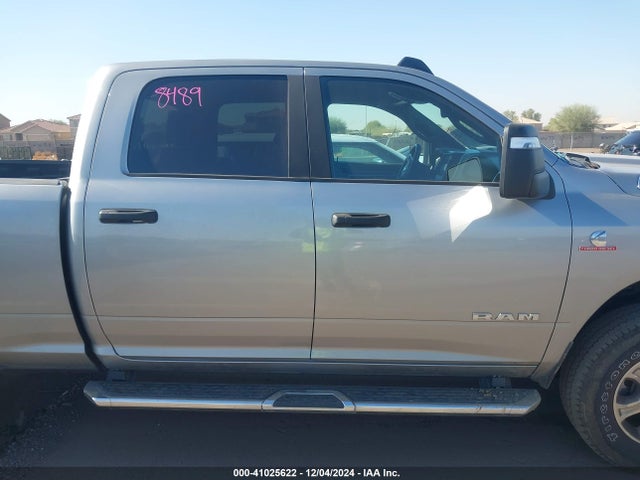 3C6UR5DL8RG340666 RAM 2500 Big Horn  4x4 6'4 Box