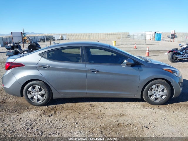 Hyundai ELANTRA SE 2016 KMHDH4AE3GU622165 Image 13