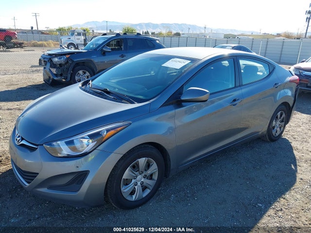 Hyundai ELANTRA SE 2016 KMHDH4AE3GU622165 Image 2