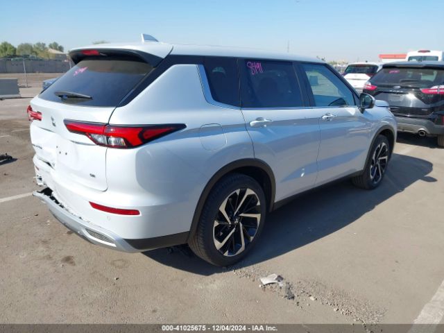 2024 MITSUBISHI OUTLANDER JA4J3VA82RZ076612 Photo 3