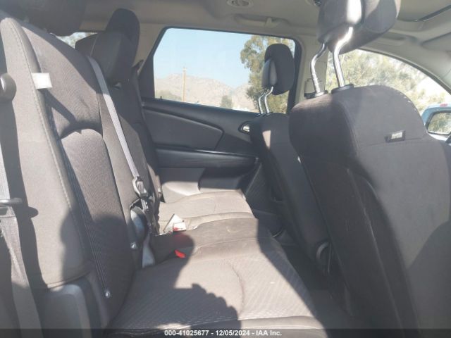 3C4PDCGG1GT226049 Dodge Journey Crossroad