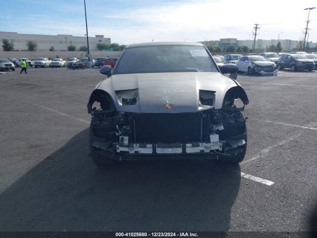 WP1AA2AY7KDA14182 Porsche Cayenne