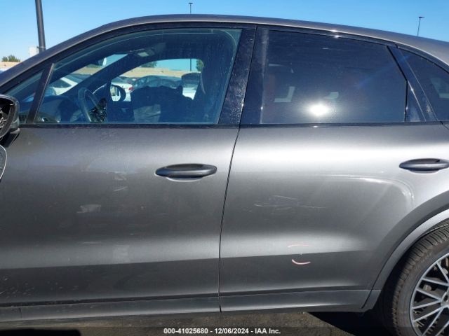 WP1AA2AY7KDA14182 Porsche Cayenne