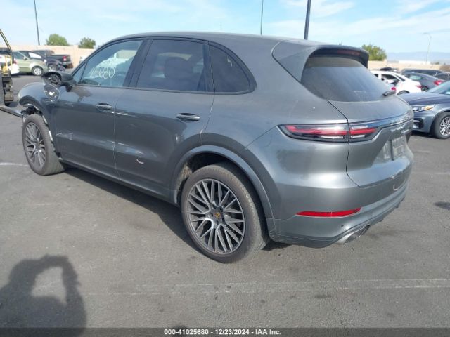 WP1AA2AY7KDA14182 Porsche Cayenne