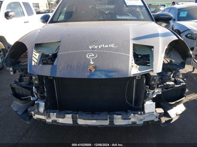 WP1AA2AY7KDA14182 Porsche Cayenne