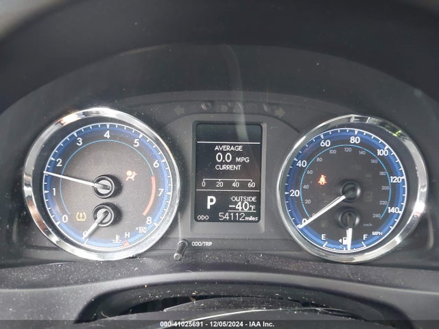 Toyota COROLLA LE 2018 5YFBURHE7JP847932 Image 7