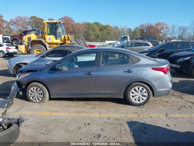 3KPC24A39KE068640 Hyundai ACCENT SE