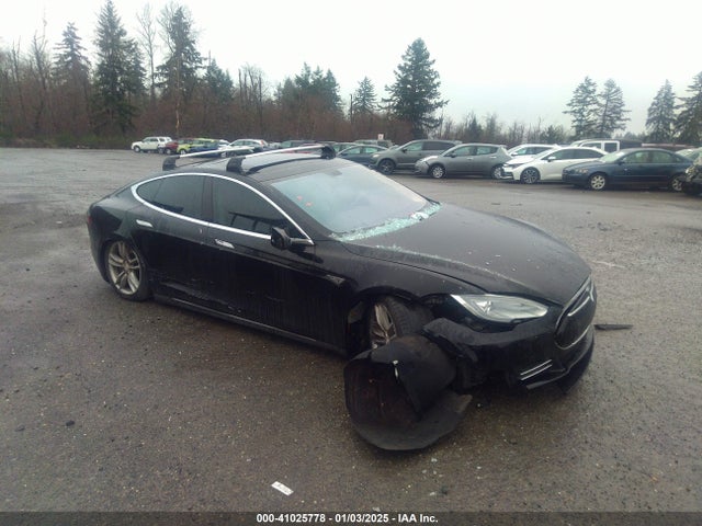 2013 TESLA MODEL S 5YJSA1AC8DFP10789 Photo 0