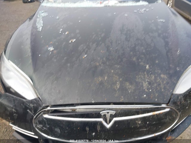 2013 TESLA MODEL S 5YJSA1AC8DFP10789 Photo 9