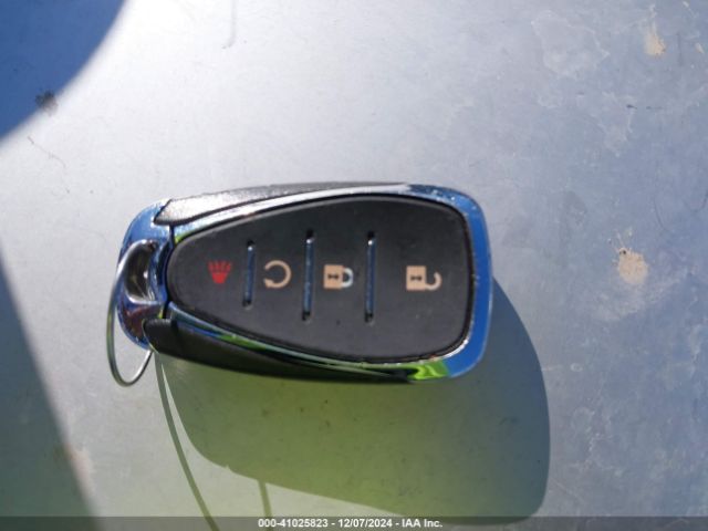 KL7CJPSB4MB349073 Chevrolet Trax Awd Lt