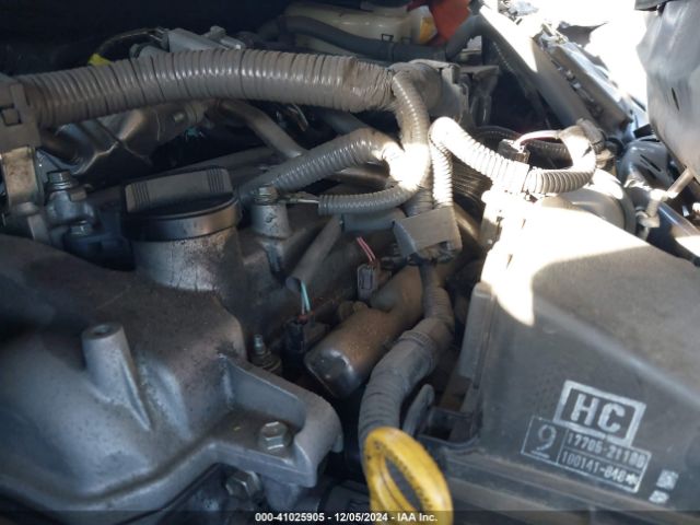 JTDKDTB37E1575042 Toyota Prius C Two