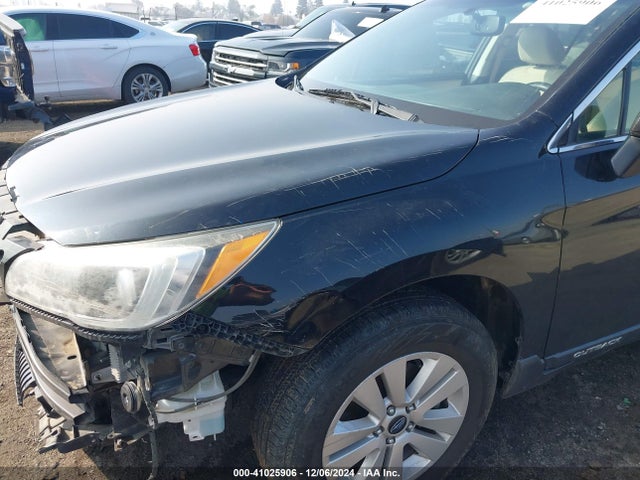 Subaru Outback 2.5i Premium 2015 4S4BSACC0F3343666 Image 18