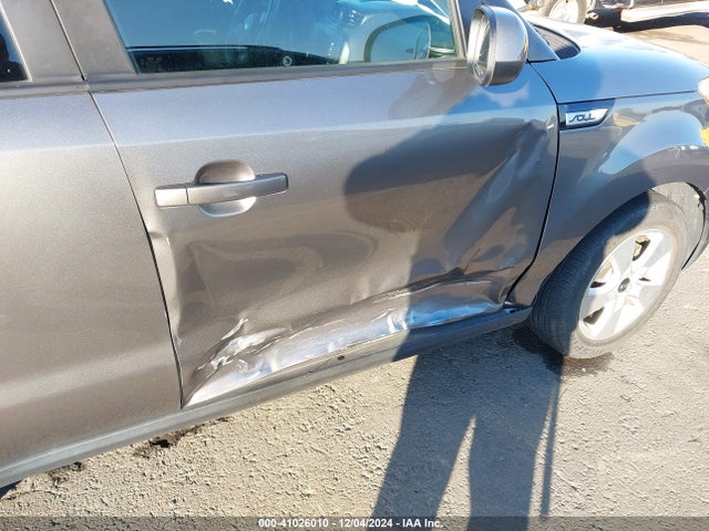 KIA Soul 2017 KNDJN2A29H7482066 Image 6