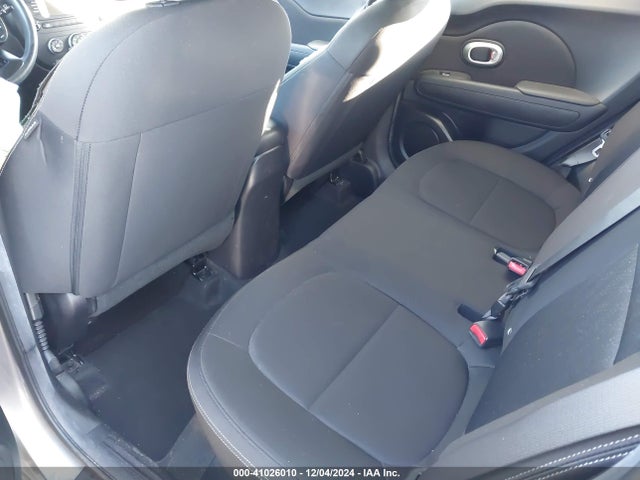 KIA Soul 2017 KNDJN2A29H7482066 Image 8