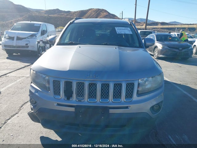 1C4NJCEA1GD620526 Jeep Compass Latitude