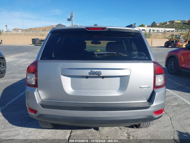 1C4NJCEA1GD620526 Jeep Compass Latitude