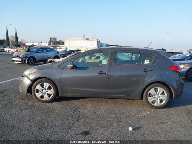 KIA FORTE LX 2016 KNAFK5A81G5593903 Image 14