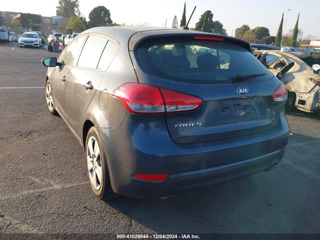 KIA FORTE LX 2016 KNAFK5A81G5593903 Image 3