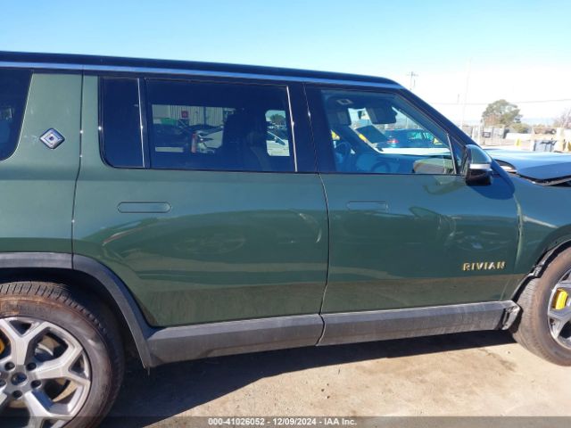 7PDSGABA7PN018257 Rivian R1s Adventure