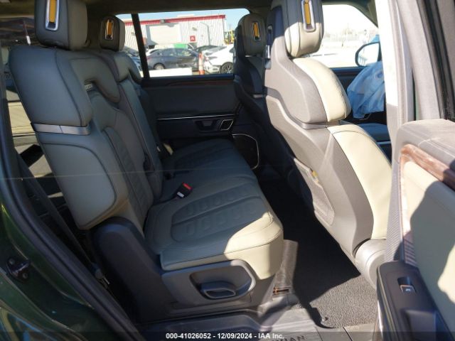 7PDSGABA7PN018257 Rivian R1s Adventure