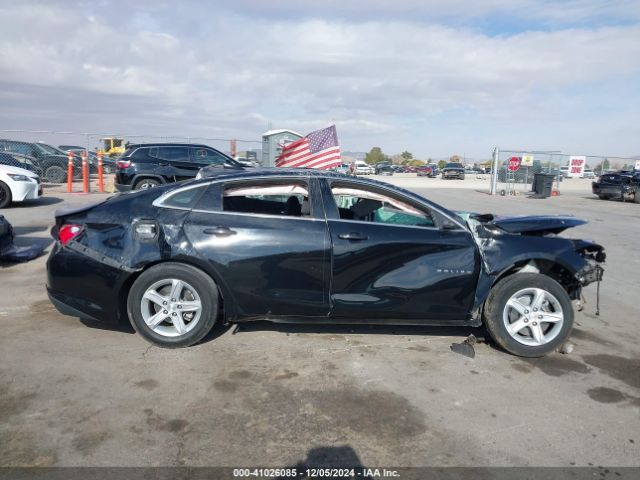 1G1ZD5ST4NF157690 Chevrolet Malibu Fwd Lt