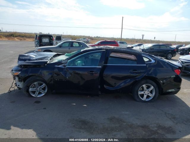 1G1ZD5ST4NF157690 Chevrolet Malibu Fwd Lt