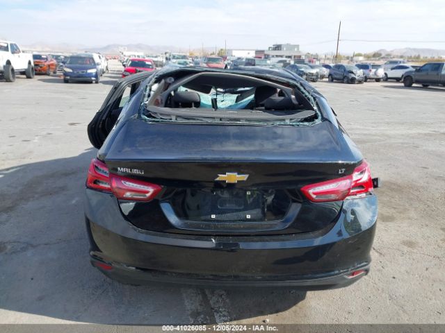 1G1ZD5ST4NF157690 Chevrolet Malibu Fwd Lt