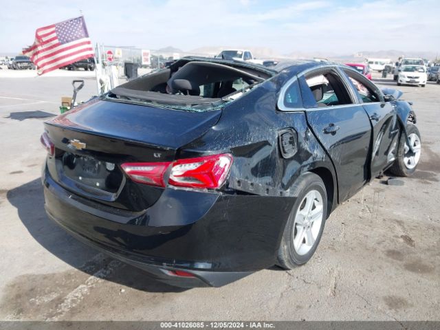 1G1ZD5ST4NF157690 Chevrolet Malibu Fwd Lt