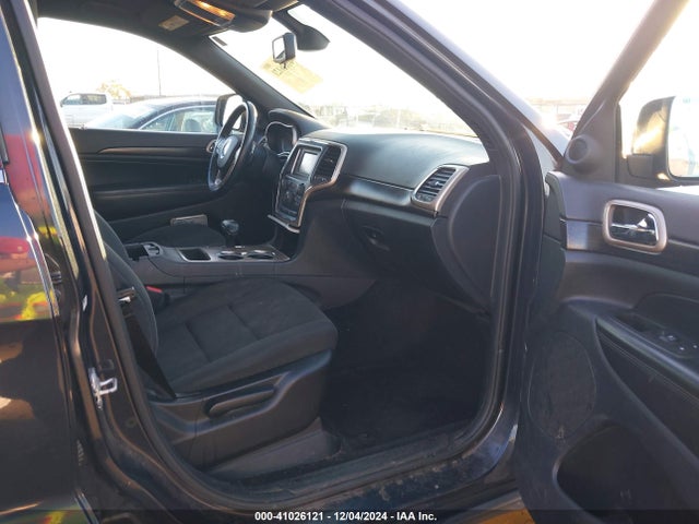 1C4RJEAGXEC130256 Jeep Grand Cherokee Laredo