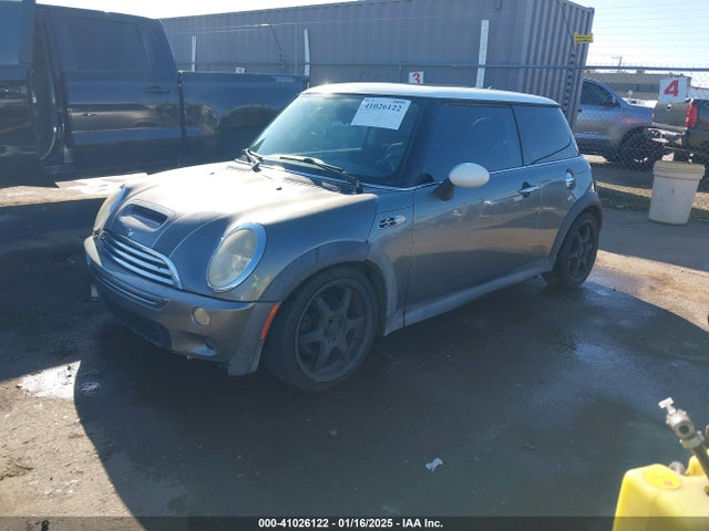 2006 MINI COOPER S WMWRE33516TJ48308 Photo 1