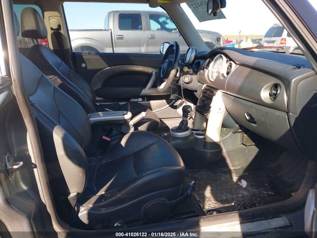 2006 MINI COOPER S WMWRE33516TJ48308 Photo 4