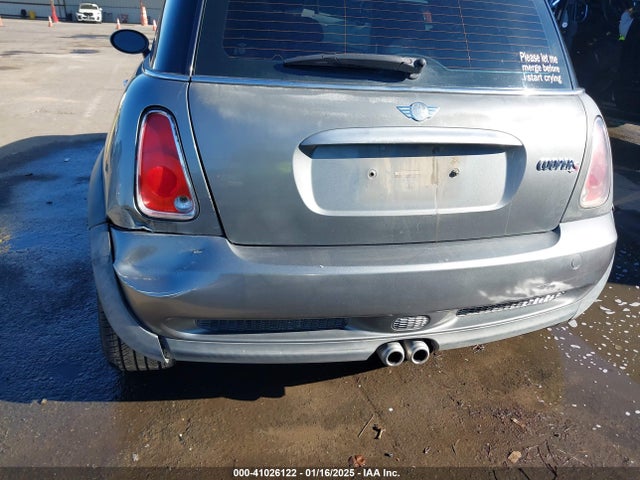 2006 MINI COOPER S WMWRE33516TJ48308 Photo 5