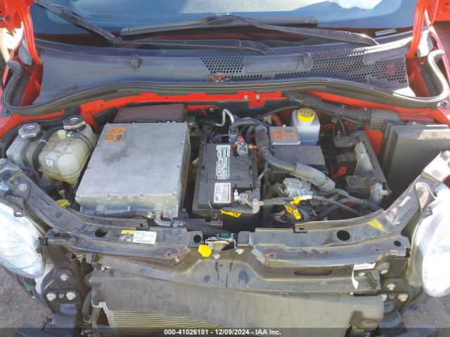 2015 FIAT 500E 3C3CFFGE7FT522950 Photo 9
