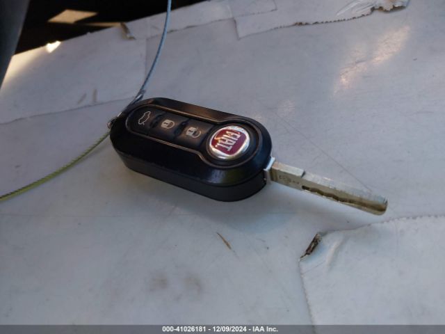 2015 FIAT 500E 3C3CFFGE7FT522950 Photo 10