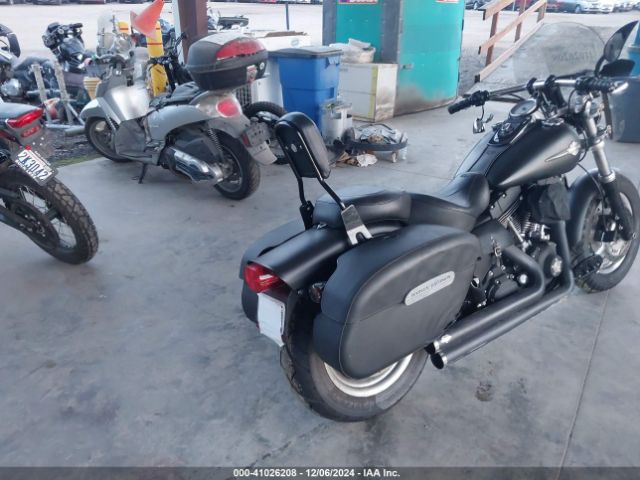 2011 HARLEY-DAVIDSON FXDF 1HD1GY411BC317352 Photo 3