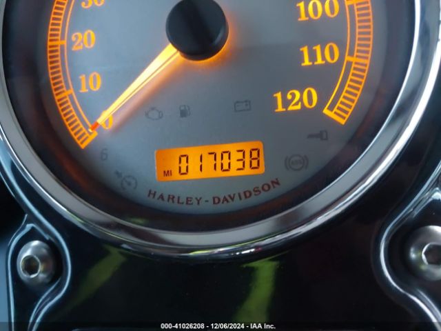 2011 HARLEY-DAVIDSON FXDF 1HD1GY411BC317352 Photo 6