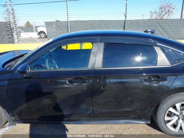 2HGFE2F23NH563340 Honda Civic Lx