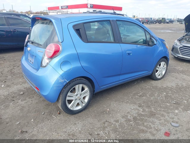 Chevrolet SPARK 1LT 2014 KL8CD6S95EC518930 Image 4