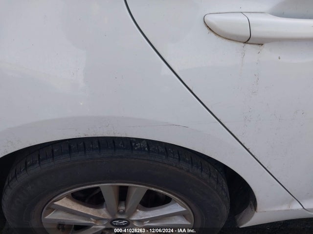 Hyundai SONATA SE 2015 5NPE24AF5FH005765 Image 13