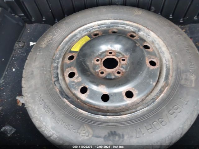 5XYKTCA62EG442090 KIA SORENTO LX