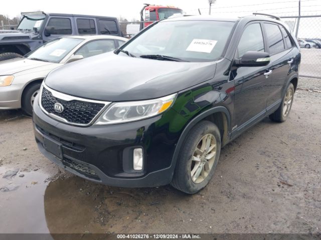 5XYKTCA62EG442090 KIA SORENTO LX
