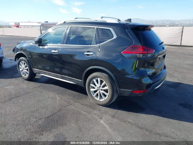 2019 NISSAN ROGUE 5N1AT2MT2KC748967 Photo 2