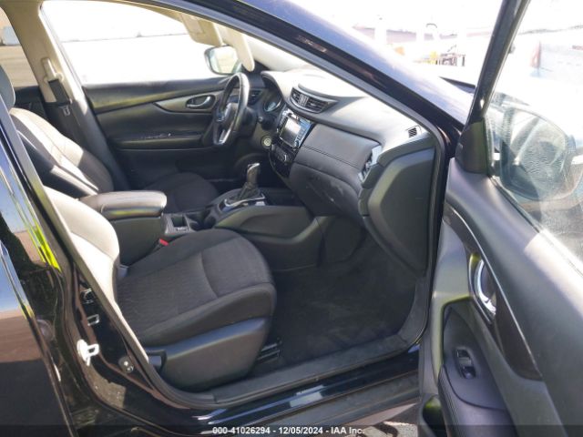 2019 NISSAN ROGUE 5N1AT2MT2KC748967 Photo 4