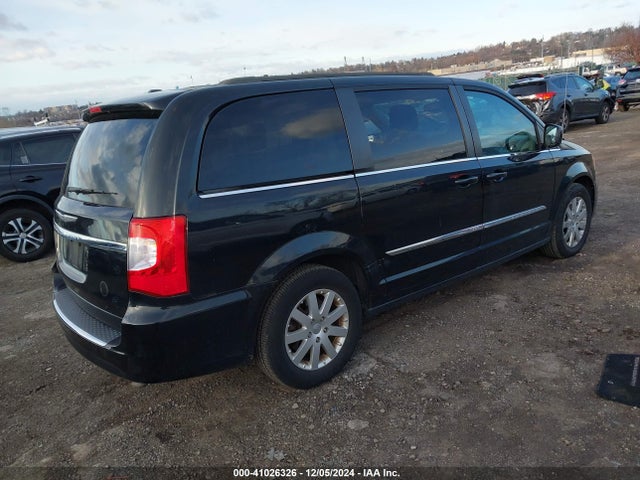 2C4RC1BG8FR694157 Chrysler Town & Country Touring
