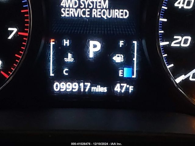 JA4AZ3A32JZ049129 Mitsubishi Outlander Se