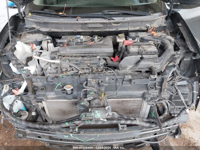 KNMAT2MT3HP591956 Nissan ROGUE SV