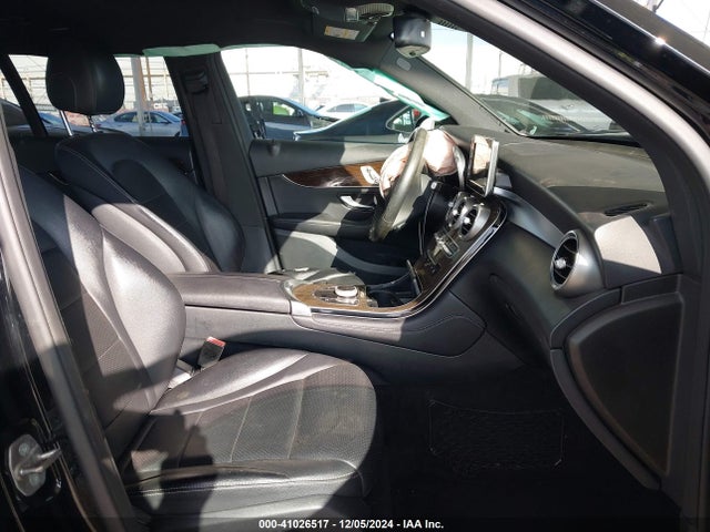 WDC0G4JB5JV041533 Mercedes-Benz m274