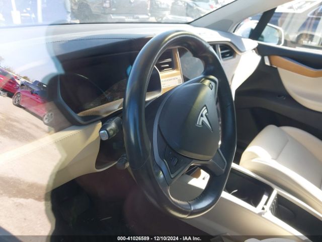 5YJXCAE26KF185794 Tesla Model X 100d/75d/long Range