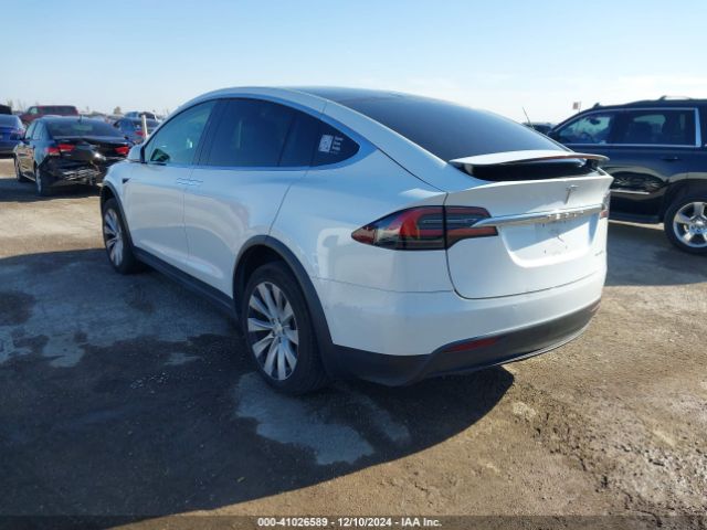 5YJXCAE26KF185794 Tesla Model X 100d/75d/long Range